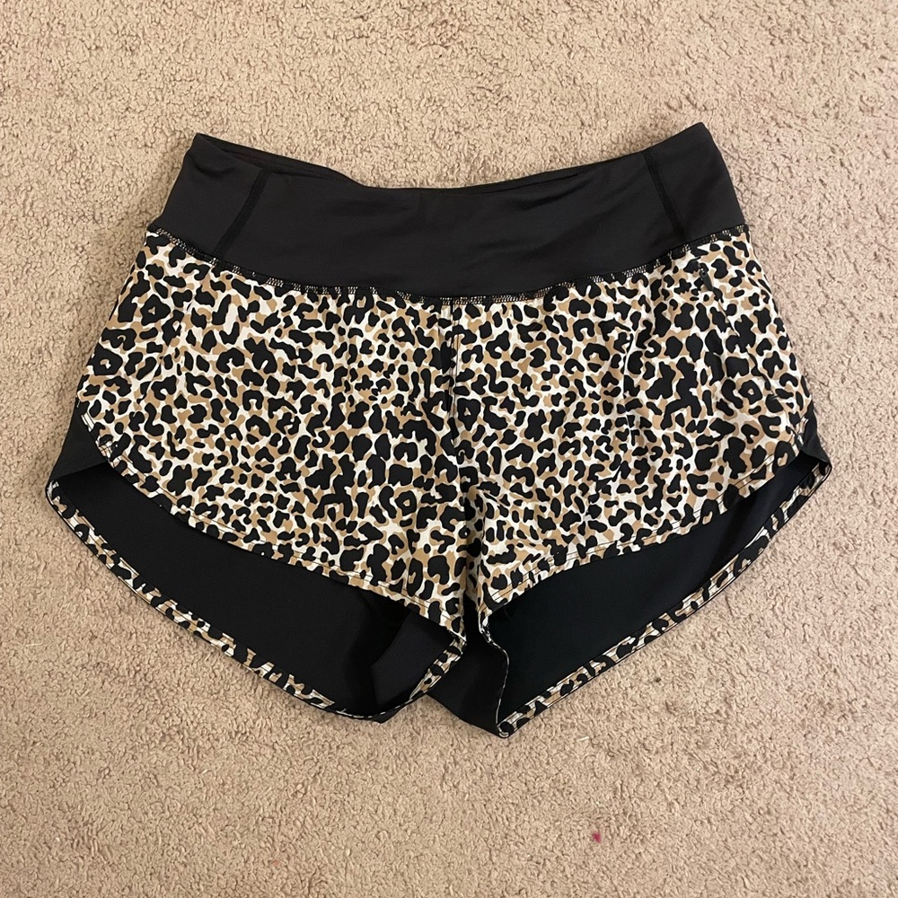 Outdoor Voices shorts!